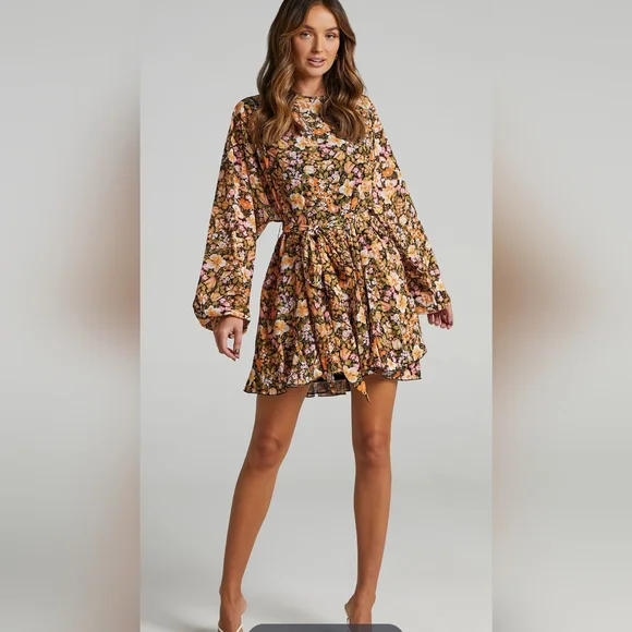 knee length dresses for ladies Que Sera Long Sleeve Mini Dress Cream main image 1